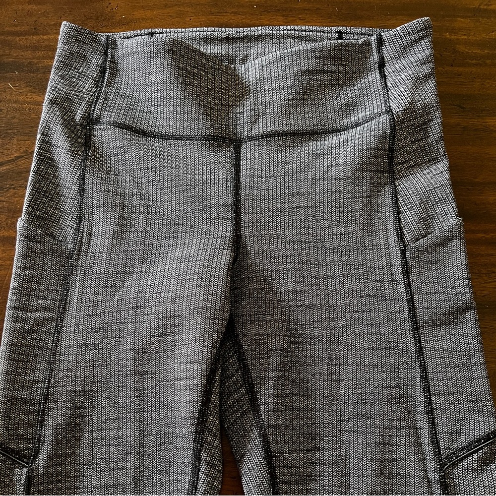 Lululemon high waist leggings size 4.